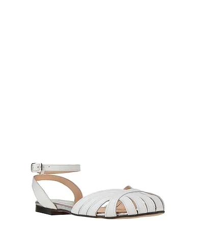 https://images.styletyx.com/images/white-leather-sandals-loretta-pettinari-1907134262_2.webp