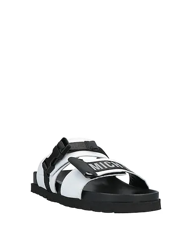 https://images.styletyx.com/images/white-leather-sandals-mich-e-simon-3236456_2.webp
