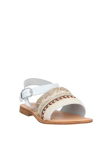 https://images.styletyx.com/images/white-leather-sandals-stringart-1348792_2.webp