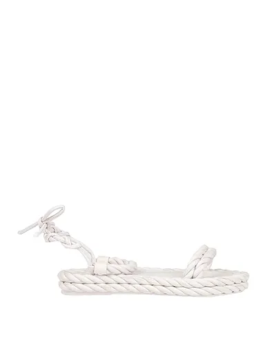 https://images.styletyx.com/images/white-leather-sandals-valentino-1473589_1.webp