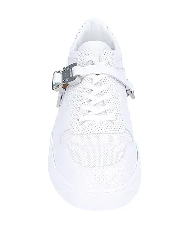 https://images.styletyx.com/images/white-leather-sneakers-1017-alyx-9sm-1485581_4.webp