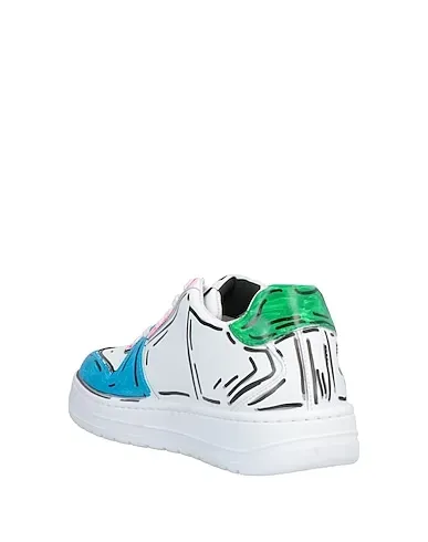 https://images.styletyx.com/images/white-leather-sneakers-2star-13194363_3.webp