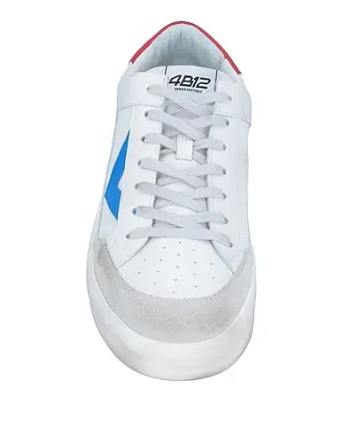 https://images.styletyx.com/images/white-leather-sneakers-4b12-1006214412_4.webp