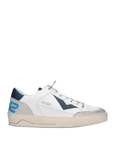 https://images.styletyx.com/images/white-leather-sneakers-4b12-13212915_1.webp