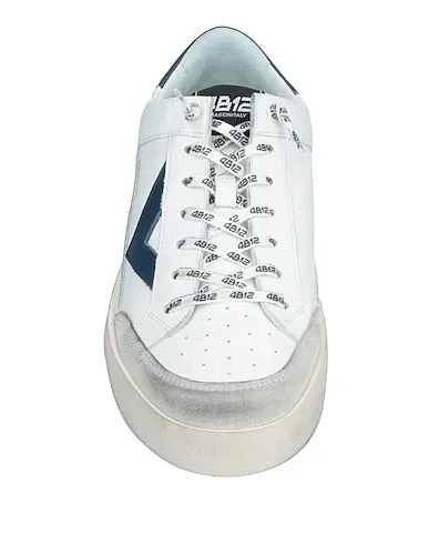 https://images.styletyx.com/images/white-leather-sneakers-4b12-13212915_4.webp