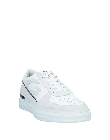 https://images.styletyx.com/images/white-leather-sneakers-alberto-guardiani-3300440_2.webp