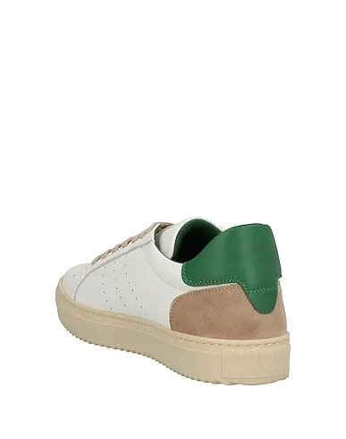 https://images.styletyx.com/images/white-leather-sneakers-antony-morato-13212345_3.webp