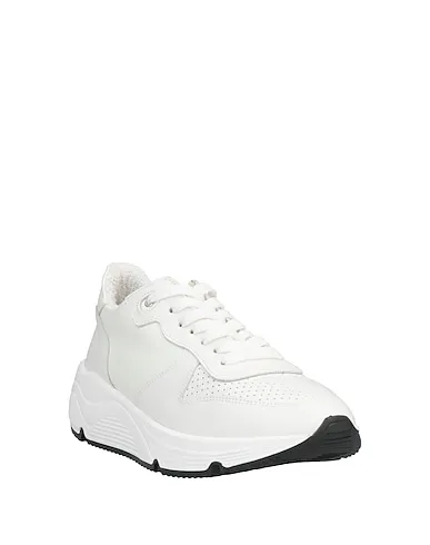 https://images.styletyx.com/images/white-leather-sneakers-berna-2625827_2.webp