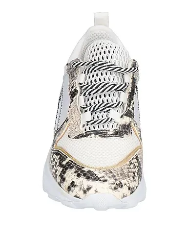 https://images.styletyx.com/images/white-leather-sneakers-blumarine-710611858_4.webp