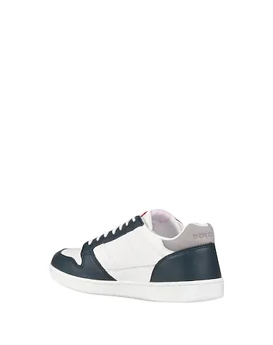 https://images.styletyx.com/images/white-leather-sneakers-breakpoint-tricolore-le-coq-sportif-2182216_3.webp