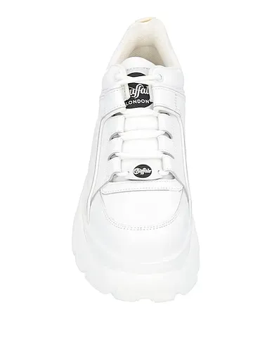 https://images.styletyx.com/images/white-leather-sneakers-buffalo-1908003462_4.webp