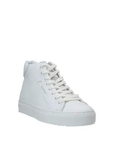https://images.styletyx.com/images/white-leather-sneakers-goosecraft-13016787_2.webp