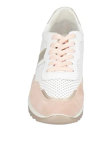 https://images.styletyx.com/images/white-leather-sneakers-igi-co-13064884_4.webp