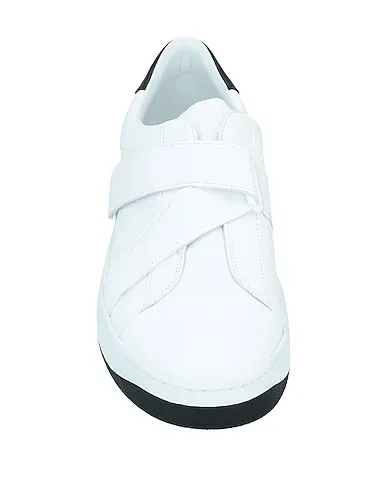https://images.styletyx.com/images/white-leather-sneakers-kenzo-1492456_4.webp