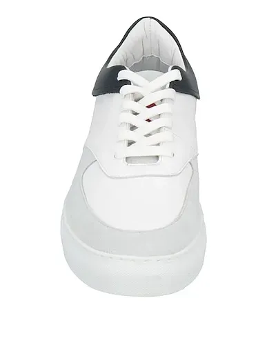 https://images.styletyx.com/images/white-leather-sneakers-lab-pal-zileri-13518542_4.webp