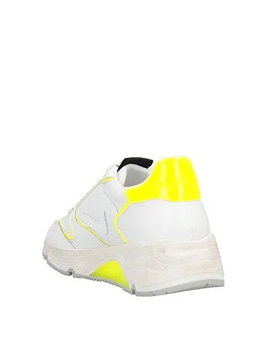 https://images.styletyx.com/images/white-leather-sneakers-manila-grace-2873770_3.webp