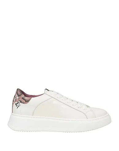https://images.styletyx.com/images/white-leather-sneakers-nira-rubens-3317434_1.webp