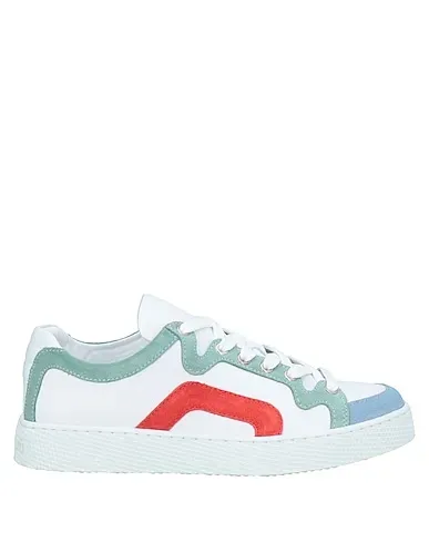 https://images.styletyx.com/images/white-leather-sneakers-pierre-hardy-1469737_1.webp
