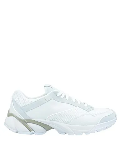 https://images.styletyx.com/images/white-leather-sneakers-premiata-1720737_1.webp
