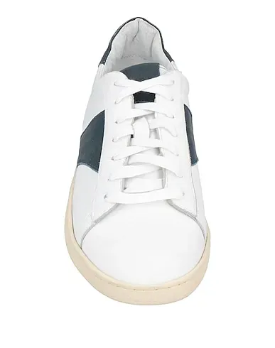 https://images.styletyx.com/images/white-leather-sneakers-rhude-999547699_4.webp