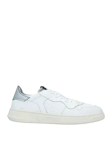 https://images.styletyx.com/images/white-leather-sneakers-run-of-2623537_1.webp