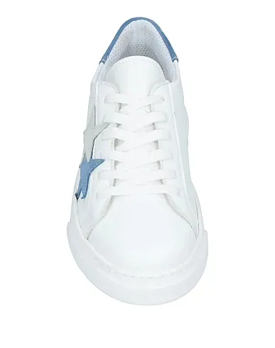 https://images.styletyx.com/images/white-leather-sneakers-tsd12-2650391_4.webp