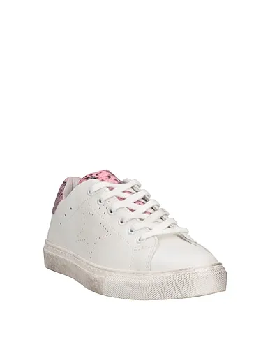 https://images.styletyx.com/images/white-leather-sneakers-vitamina-tu-13119798_2.webp