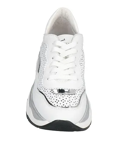 https://images.styletyx.com/images/white-leather-sneakers-voile-blanche-13344149_4.webp
