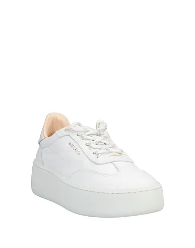 https://images.styletyx.com/images/white-leather-sneakers-woolrich-12917915_2.webp
