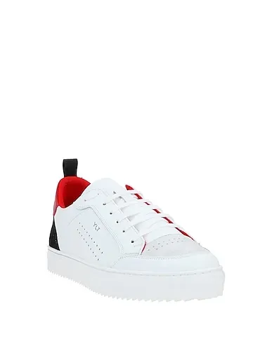 https://images.styletyx.com/images/white-leather-sneakers-ylati-13557720_2.webp