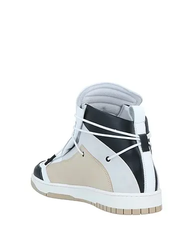 https://images.styletyx.com/images/white-leather-sneakers-ylati-2978925_3.webp