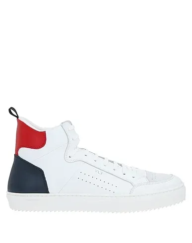 https://images.styletyx.com/images/white-leather-sneakers-ylati-591723_1.webp