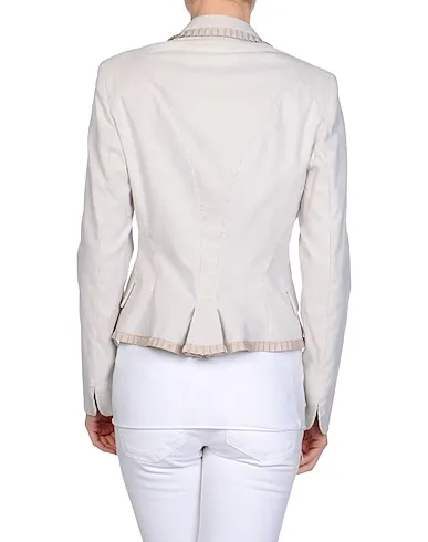 https://images.styletyx.com/images/white-plain-weave-blazer-alexander-mcqueen-1271656755_4.webp