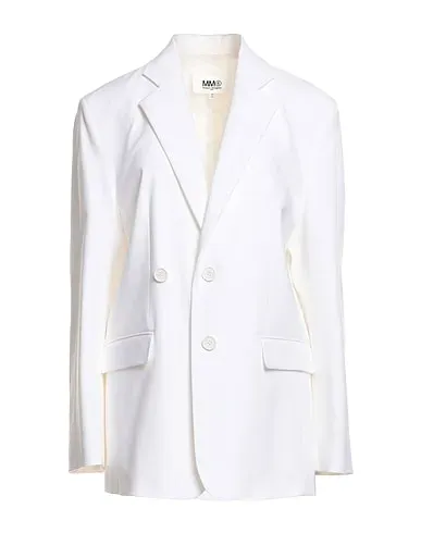 https://images.styletyx.com/images/white-plain-weave-blazer-maison-margiela-3093781_3.webp