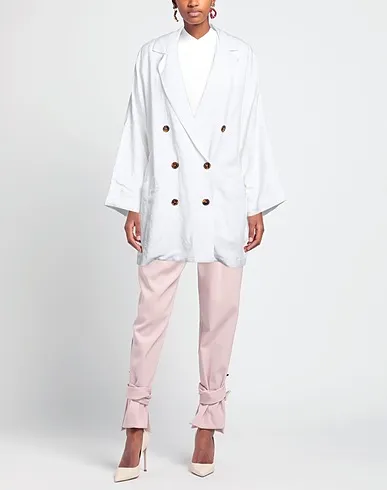 https://images.styletyx.com/images/white-plain-weave-blazer-white-wise-924939679_2.webp