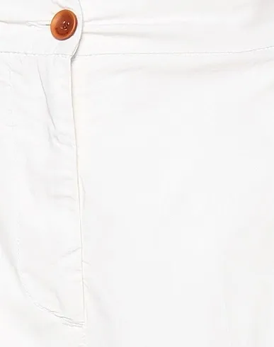 https://images.styletyx.com/images/white-plain-weave-casual-pants-bonheur-1422722_4.webp