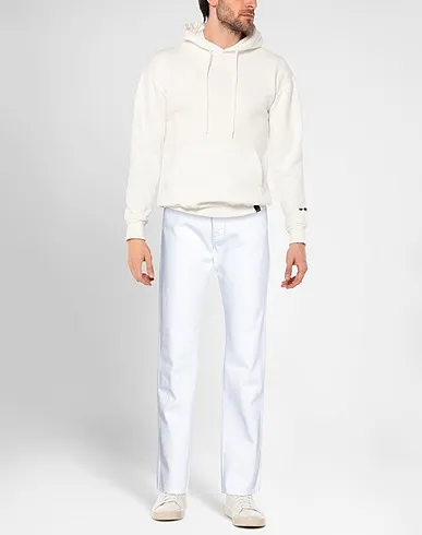 https://images.styletyx.com/images/white-plain-weave-casual-pants-domenico-tagliente-1399114_2.webp