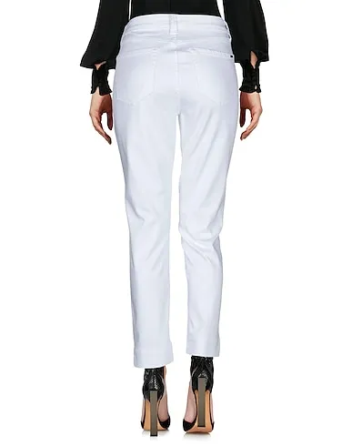 https://images.styletyx.com/images/white-plain-weave-casual-pants-jonny-q-13265462_3.webp
