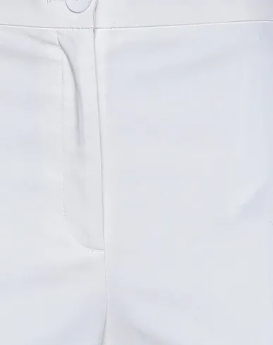 https://images.styletyx.com/images/white-plain-weave-casual-pants-le-coeur-twinset-1136672_4.webp