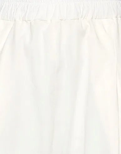 https://images.styletyx.com/images/white-plain-weave-casual-pants-mama-b-3198356_4.webp