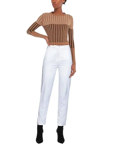 https://images.styletyx.com/images/white-plain-weave-casual-pants-manila-grace-1845126622_2.webp