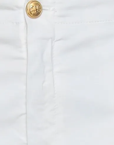 https://images.styletyx.com/images/white-plain-weave-casual-pants-manila-grace-906593_4.webp