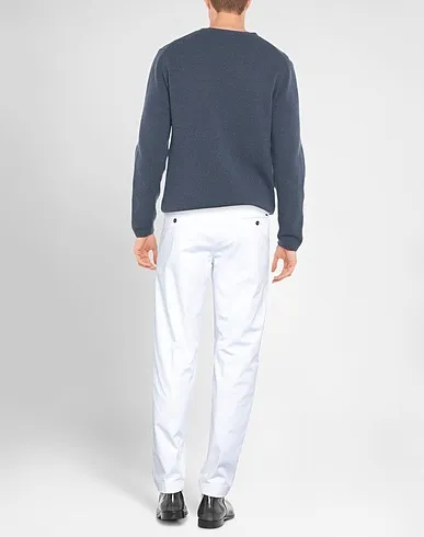 https://images.styletyx.com/images/white-plain-weave-casual-pants-markup-3273932_3.webp