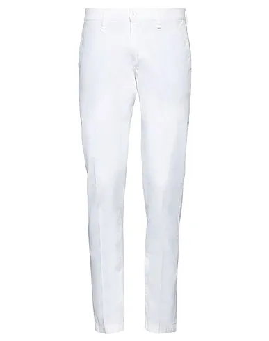 https://images.styletyx.com/images/white-plain-weave-casual-pants-martin-zelo-13547845_1.webp