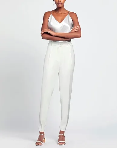 https://images.styletyx.com/images/white-plain-weave-casual-pants-max-mara-studio-1927576802_2.webp