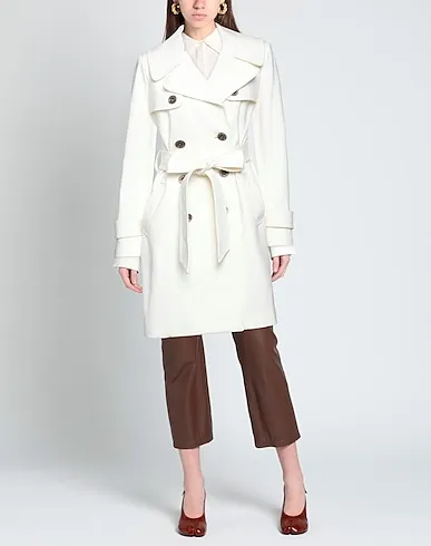 https://images.styletyx.com/images/white-plain-weave-coat-philipp-plein-13080684_2.webp