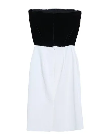 https://images.styletyx.com/images/white-plain-weave-elegant-dress-tom-ford-2720618_2.webp