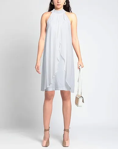 https://images.styletyx.com/images/white-plain-weave-short-dress-120-lino-13023485_2.webp