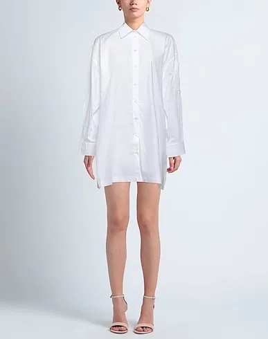https://images.styletyx.com/images/white-plain-weave-short-dress-circus-hotel-13067707_2.webp