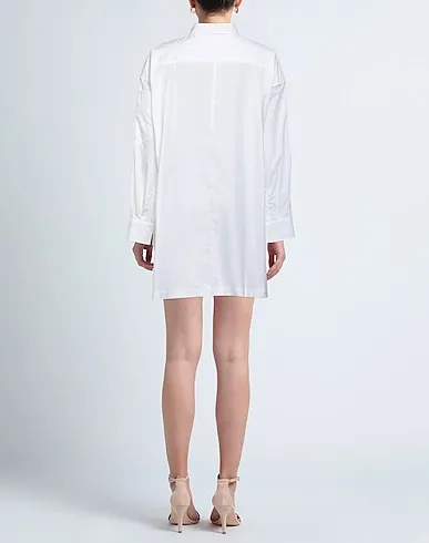 https://images.styletyx.com/images/white-plain-weave-short-dress-circus-hotel-13067707_3.webp
